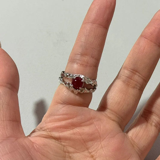 Pierścionek ruby kula