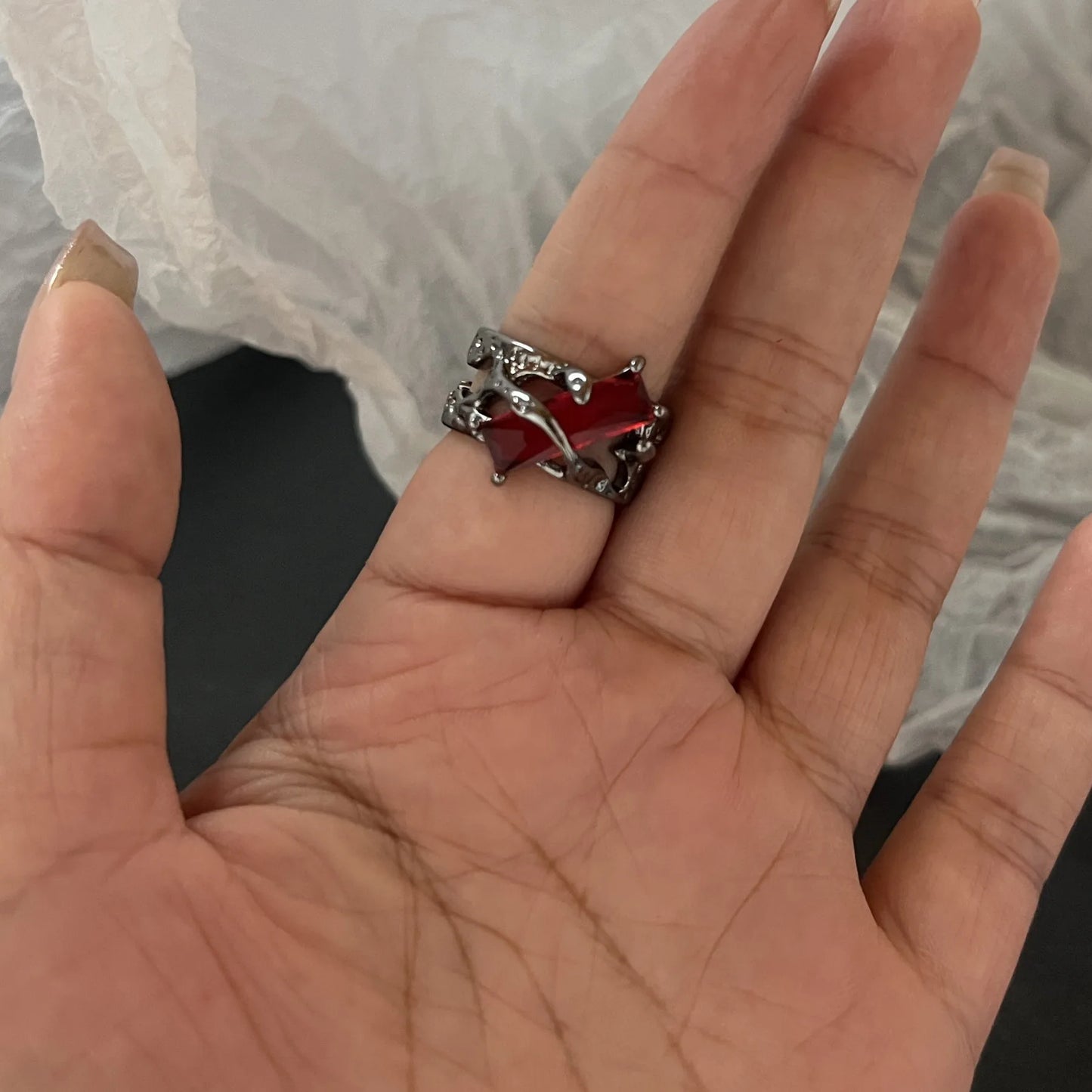 Pierścionek kwadratowe ruby